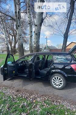 Универсал Opel Astra 2005 в 