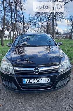 Универсал Opel Astra 2005 в Днепре