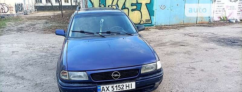 Універсал Opel Astra 1997 в Харкові