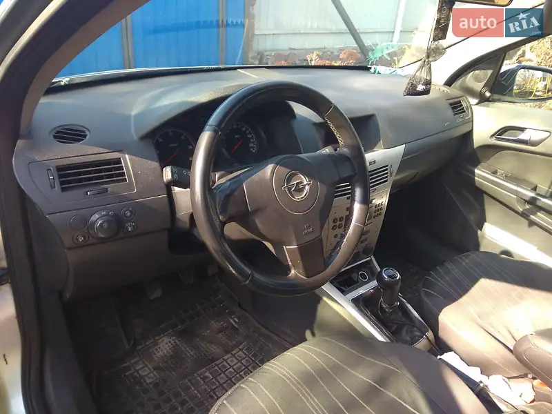 Opel Astra 2007