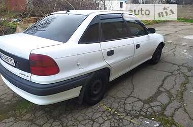 Седан Opel Astra 1994 в Каменском