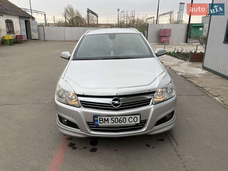 Универсал Opel Astra 2009 в Бахмаче