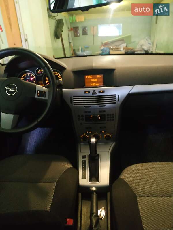Хэтчбек Opel Astra 2009 в Одессе