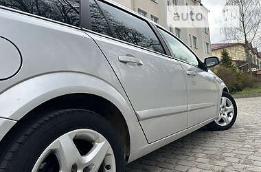 Универсал Opel Astra 2008 в 