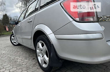 Универсал Opel Astra 2008 в 