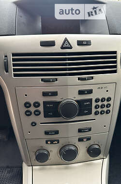 Универсал Opel Astra 2008 в 