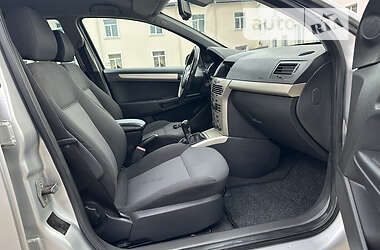 Универсал Opel Astra 2008 в 