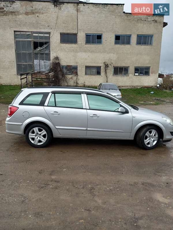 Универсал Opel Astra 2008 в Залещиках фото 3 Универсал Opel Astra 2008 в Залещиках