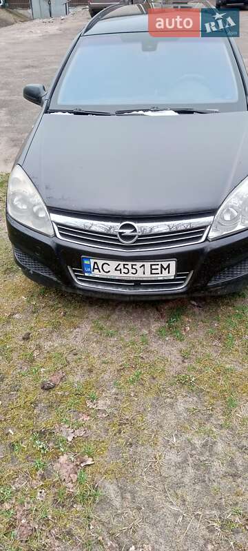 Універсал Opel Astra 2008 в Олевську