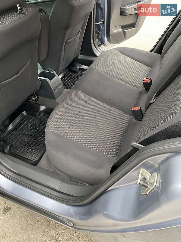 Хетчбек Opel Astra 2007 в Києві