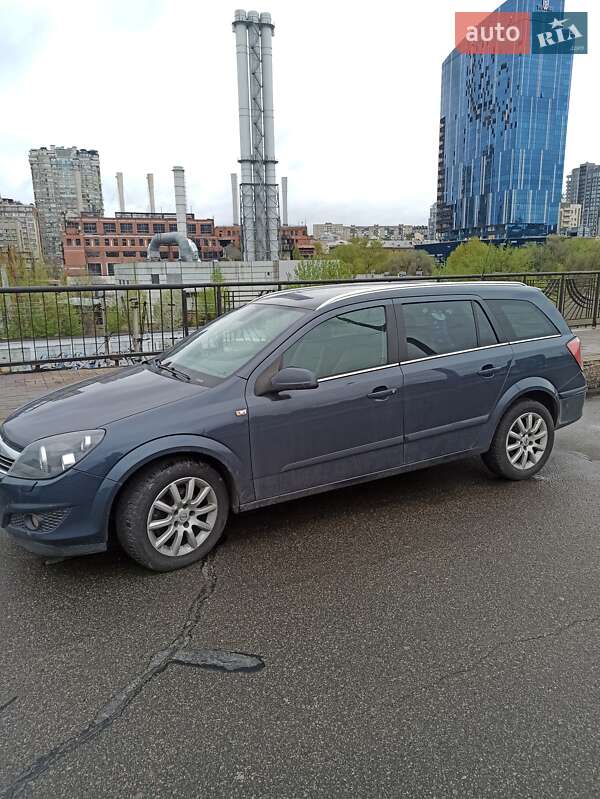 Opel Astra 2009