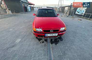 Седан Opel Astra 1994 в Буську