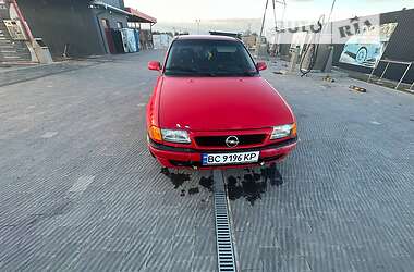 Седан Opel Astra 1994 в Буську