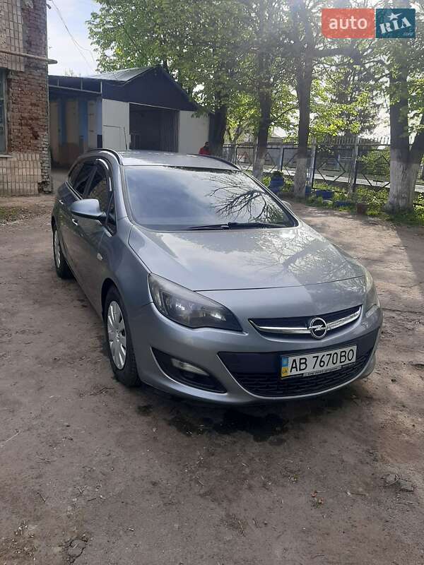 Opel Astra 2013