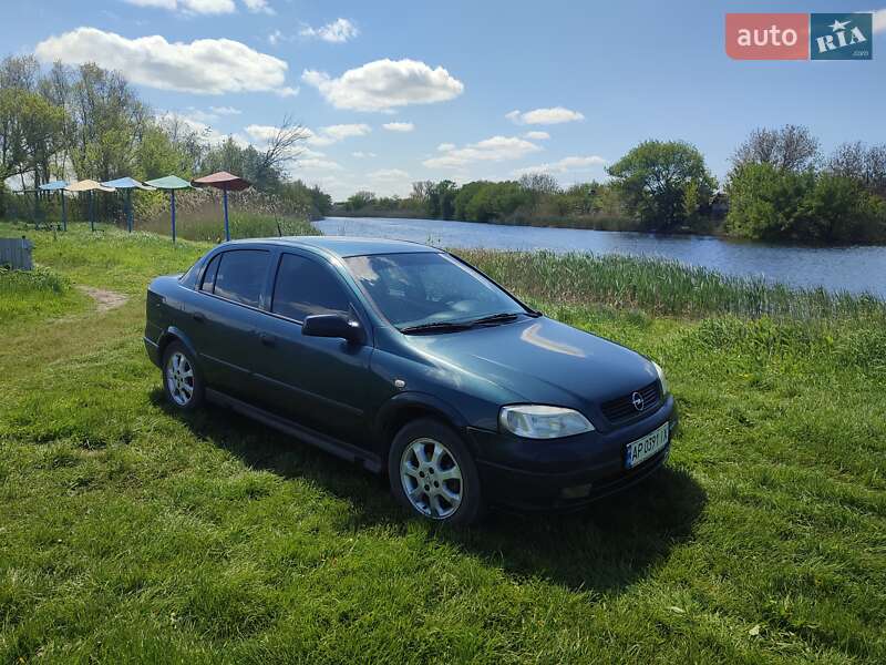 Opel Astra 2004