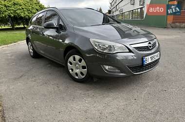 Универсал Opel Astra 2012 в 