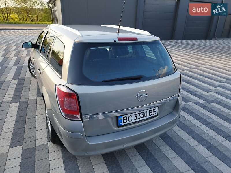 Универсал Opel Astra 2010 в Львове фото 22 Универсал Opel Astra 2010 в Львове