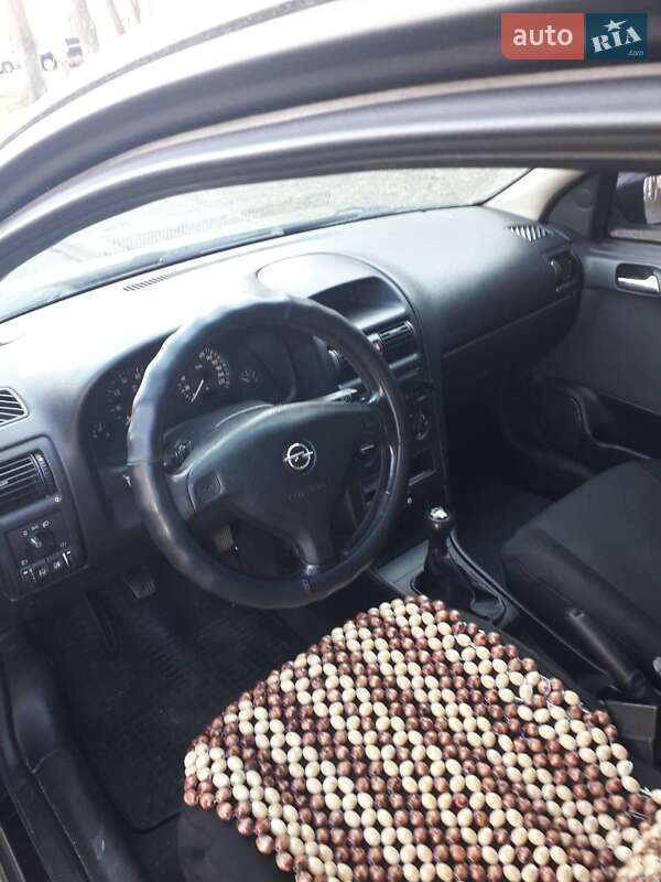 Седан Opel Astra 2003 в Одесі