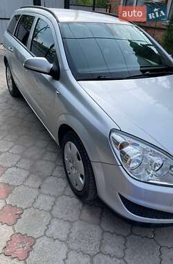 Универсал Opel Astra 2007 в Ахтырке