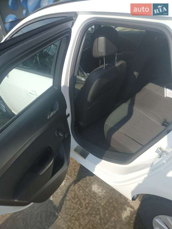 Универсал Opel Astra 2015 в Дрогобыче фото 28 Универсал Opel Astra 2015 в Дрогобыче