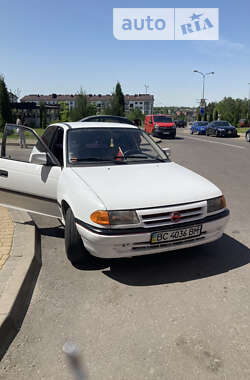 Хэтчбек Opel Astra 1992 в Ровно