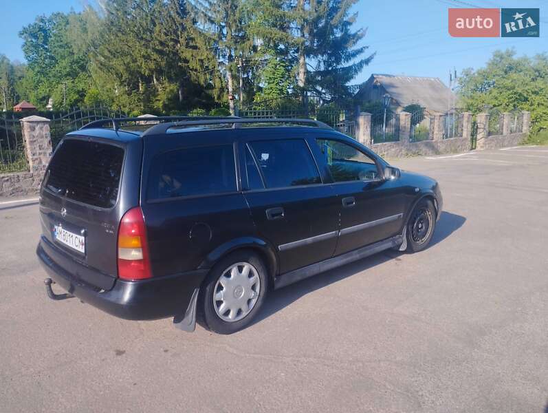 Универсал Opel Astra 1999 в Олевске