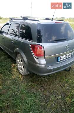 Универсал Opel Astra 2004 в Николаеве