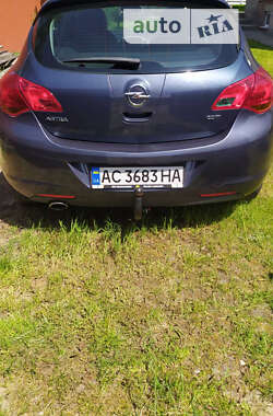 Хэтчбек Opel Astra 2010 в Луцке