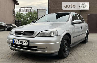 Седан Opel Astra 2001 в Мерефа