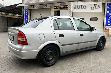 Седан Opel Astra 2001 в Мерефа