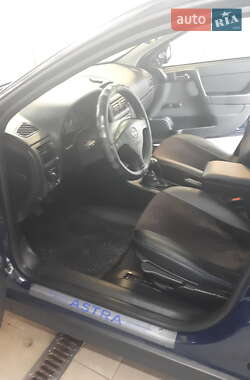Седан Opel Astra 2008 в 