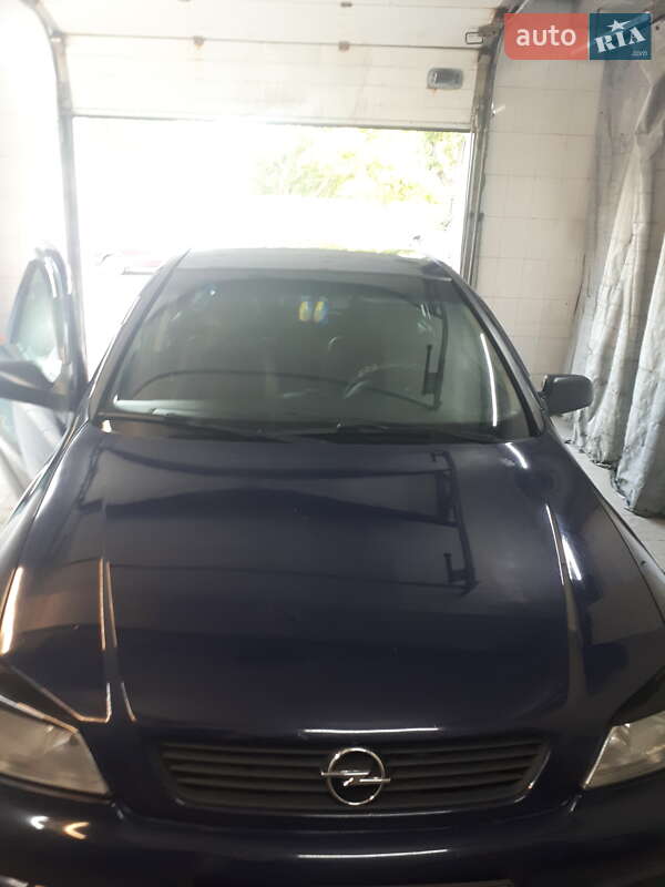 Седан Opel Astra 2008 в Києві