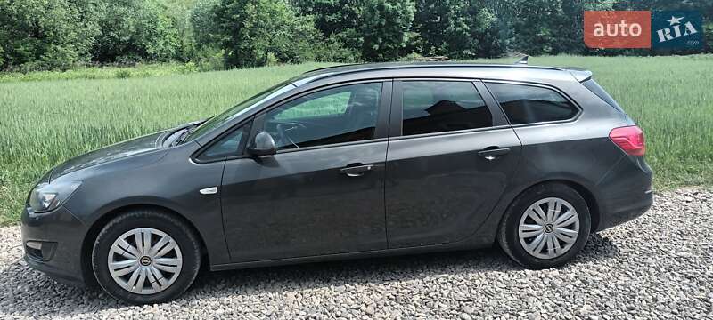 Універсал Opel Astra 2014 в Чернівцях фото 2 Універсал Opel Astra 2014 в Чернівцях