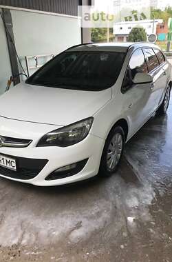 Универсал Opel Astra 2013 в Харькове