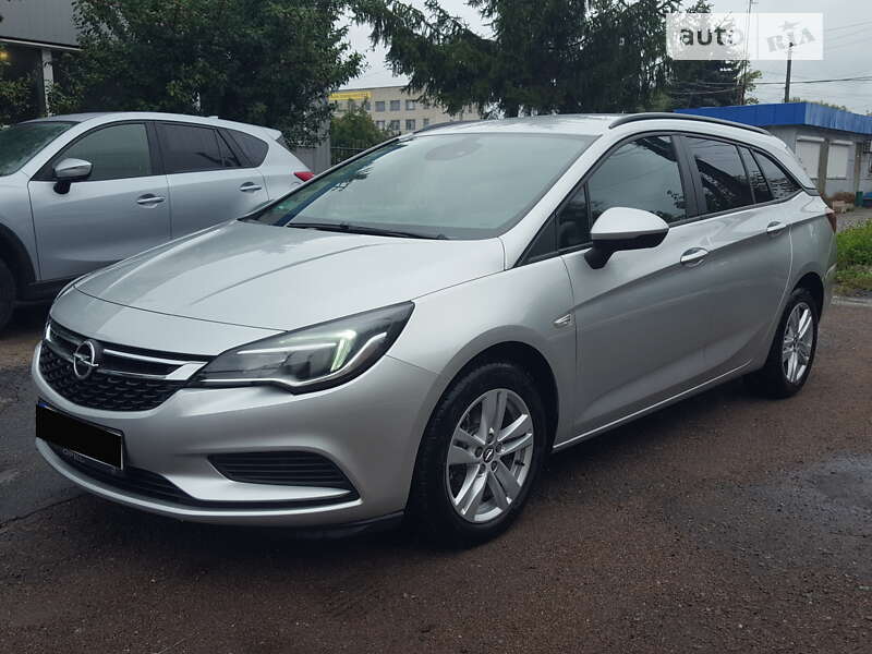 Універсал Opel Astra 2019 в Києві