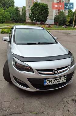 Универсал Opel Astra 2015 в Чернигове