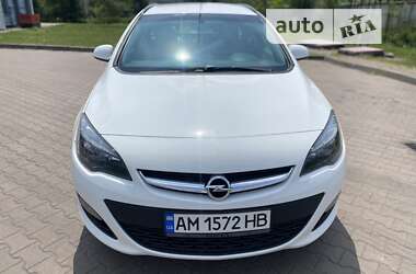 Универсал Opel Astra 2012 в 