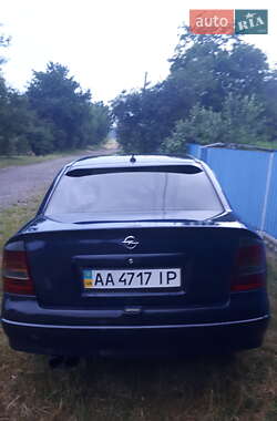 Седан Opel Astra 2008 в 
