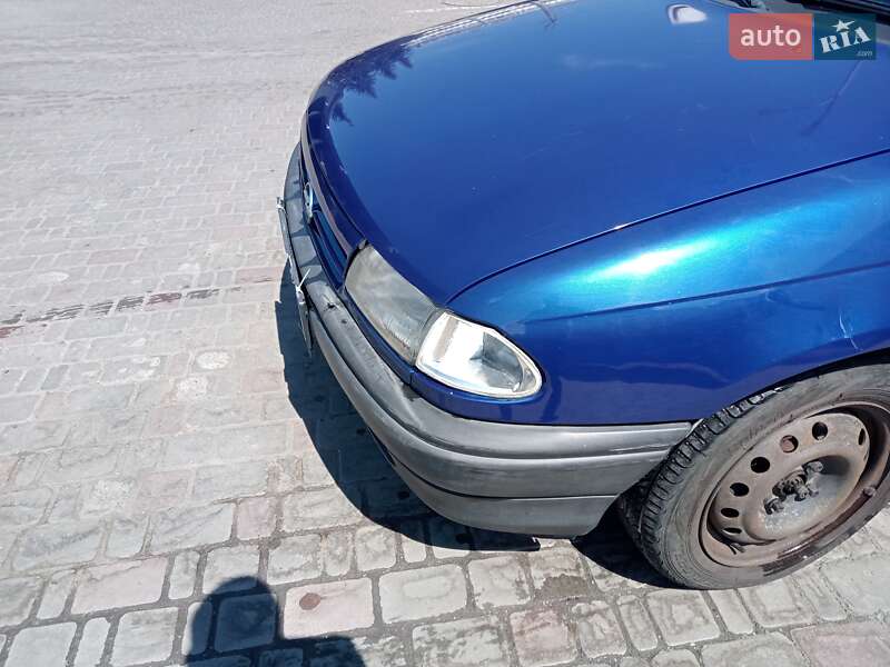 Хетчбек Opel Astra 1992 в Хмельницькому