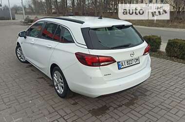 Универсал Opel Astra 2017 в Переяславе