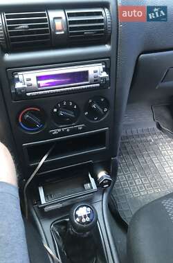 Универсал Opel Astra 2004 в 