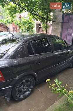Хэтчбек Opel Astra 2001 в Виноградове