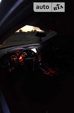 Универсал Opel Astra 2011 в 