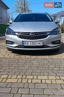 Универсал Opel Astra 2017 в 