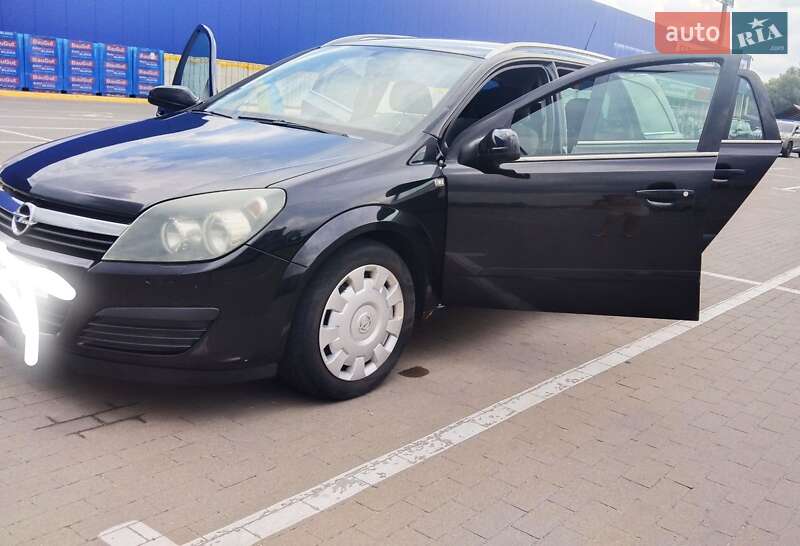 Универсал Opel Astra 2005 в Сумах