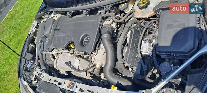 Универсал Opel Astra 2017 в Болехове