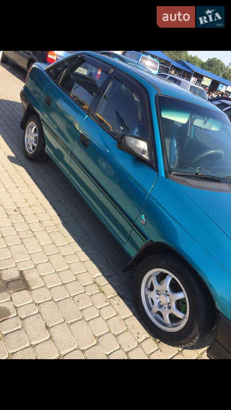 Седан Opel Astra 1994 в Черновцах фото 7 Седан Opel Astra 1994 в Черновцах