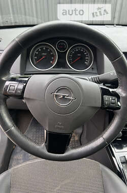 Универсал Opel Astra 2009 в 