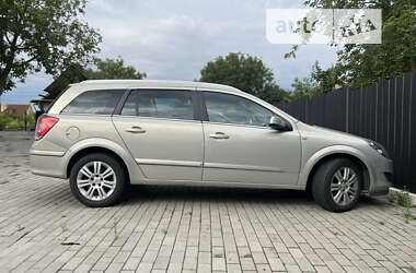 Универсал Opel Astra 2009 в 