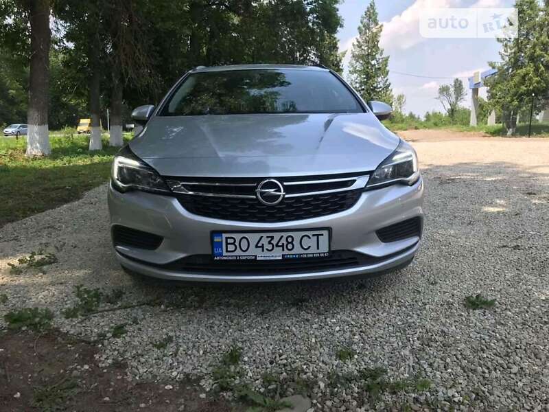 Универсал Opel Astra 2016 в Залещиках